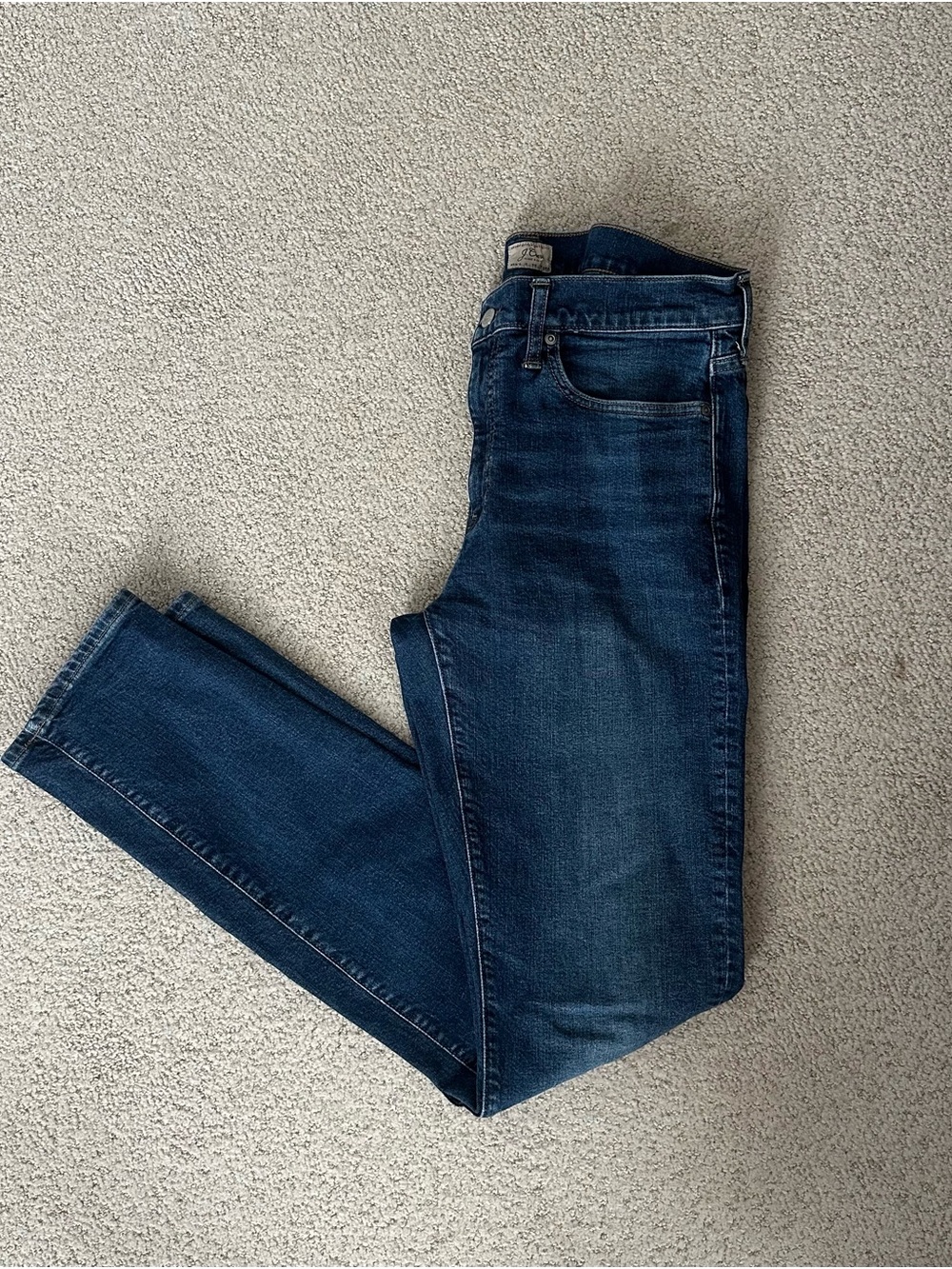 J. Crew Men's Slim Jeans in Dark Indigo Wash size 33x34 GREAT CONDITION!